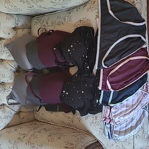 9 PC Womens Push Up Bra, T-Shirt Bra, Sports Bra and Underwear 36 D Medium/Large